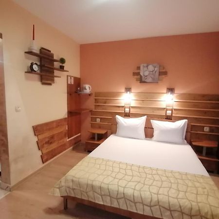 Boutique Guest House Ikonomov Bansko Esterno foto
