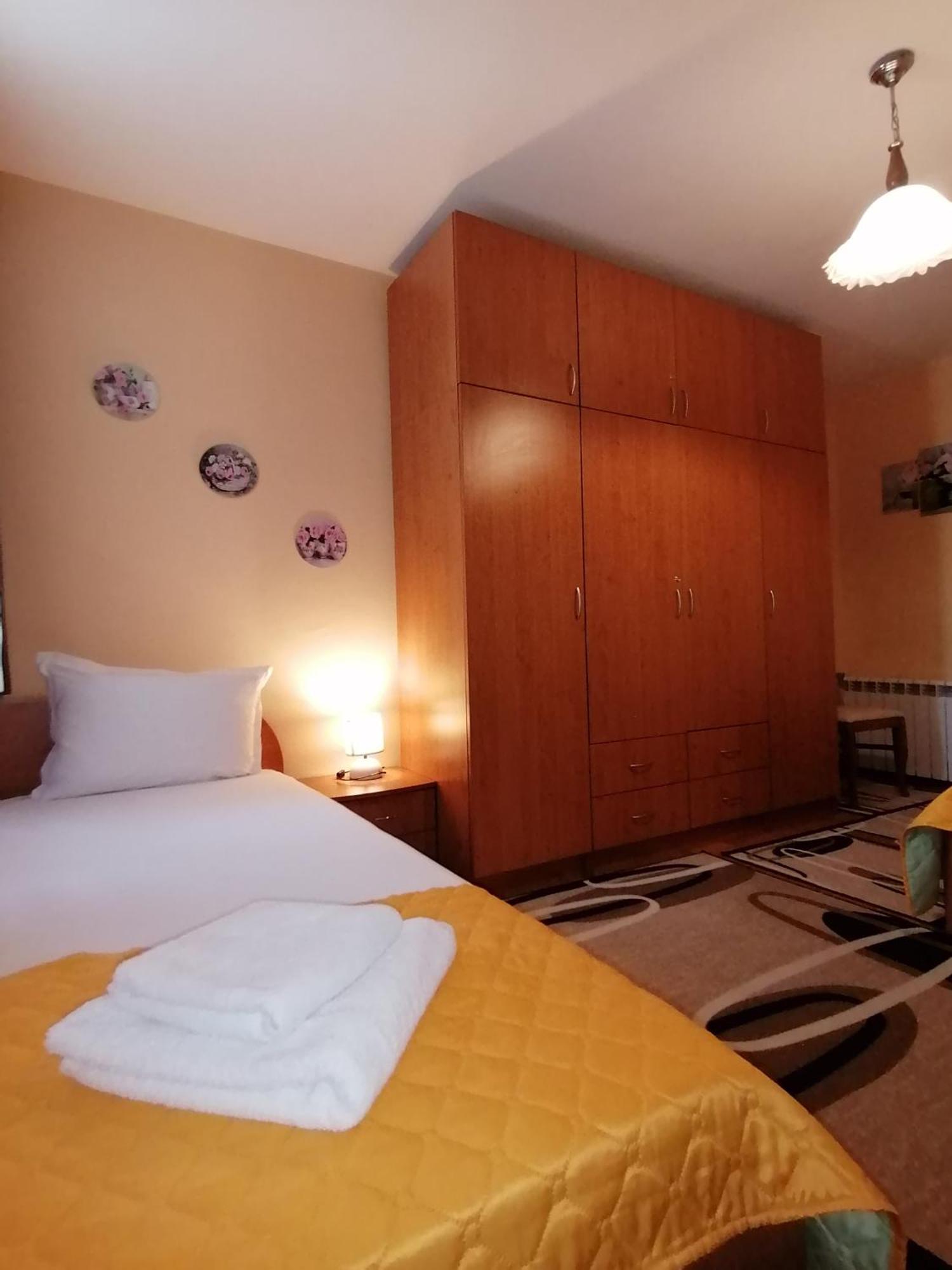 Boutique Guest House Ikonomov Bansko Esterno foto