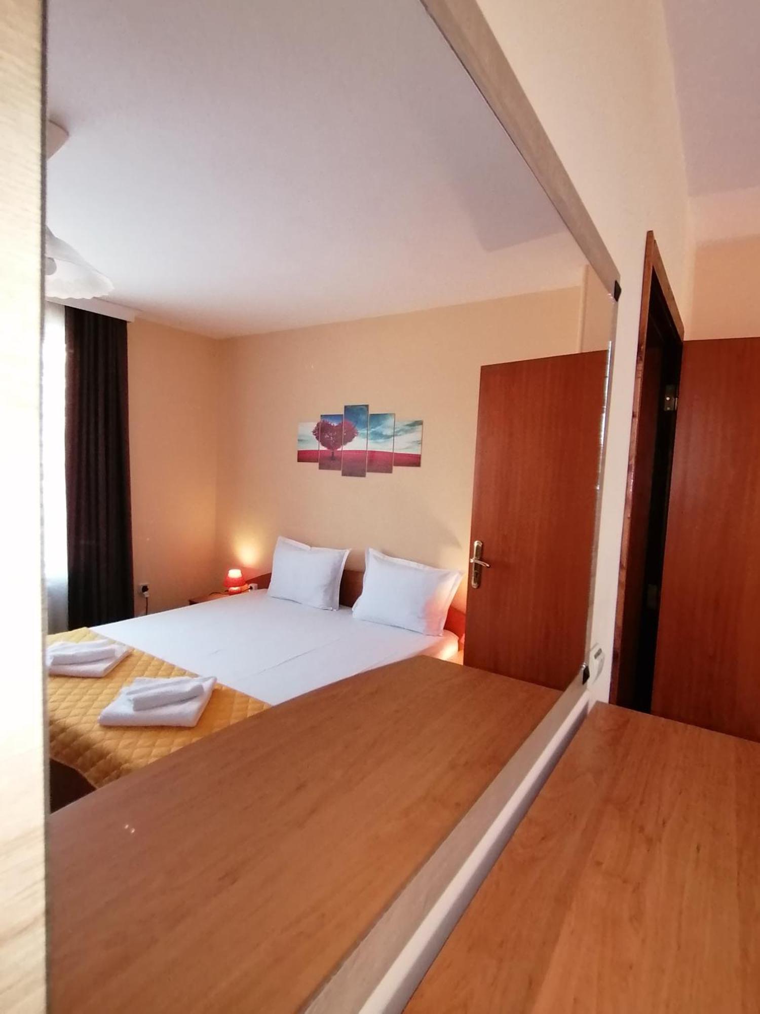 Boutique Guest House Ikonomov Bansko Esterno foto