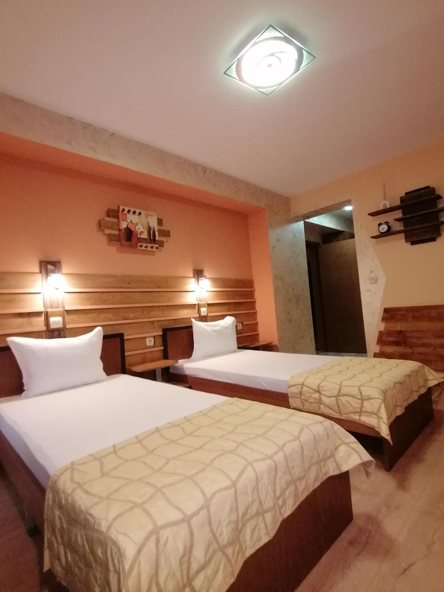Boutique Guest House Ikonomov Bansko Esterno foto